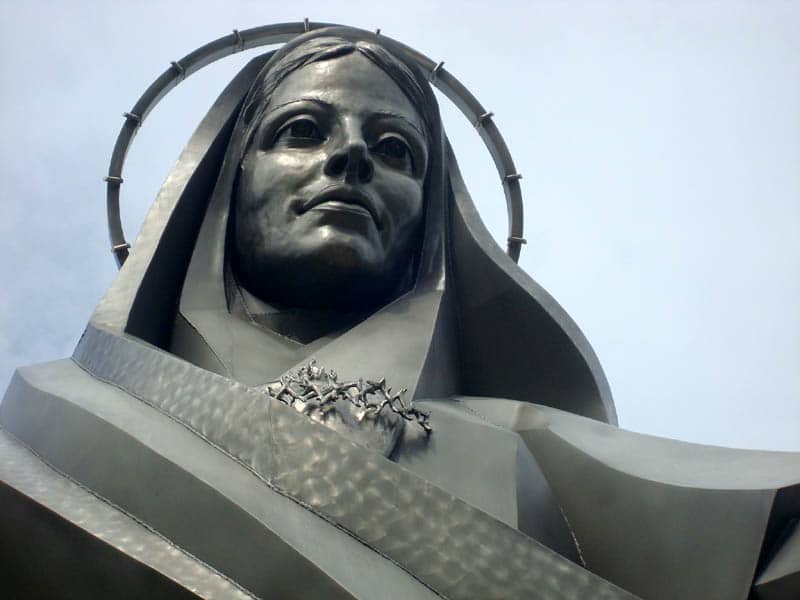 Mary statue Sioux City Iowa