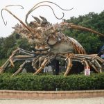betsy lobster statue