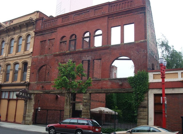 building face